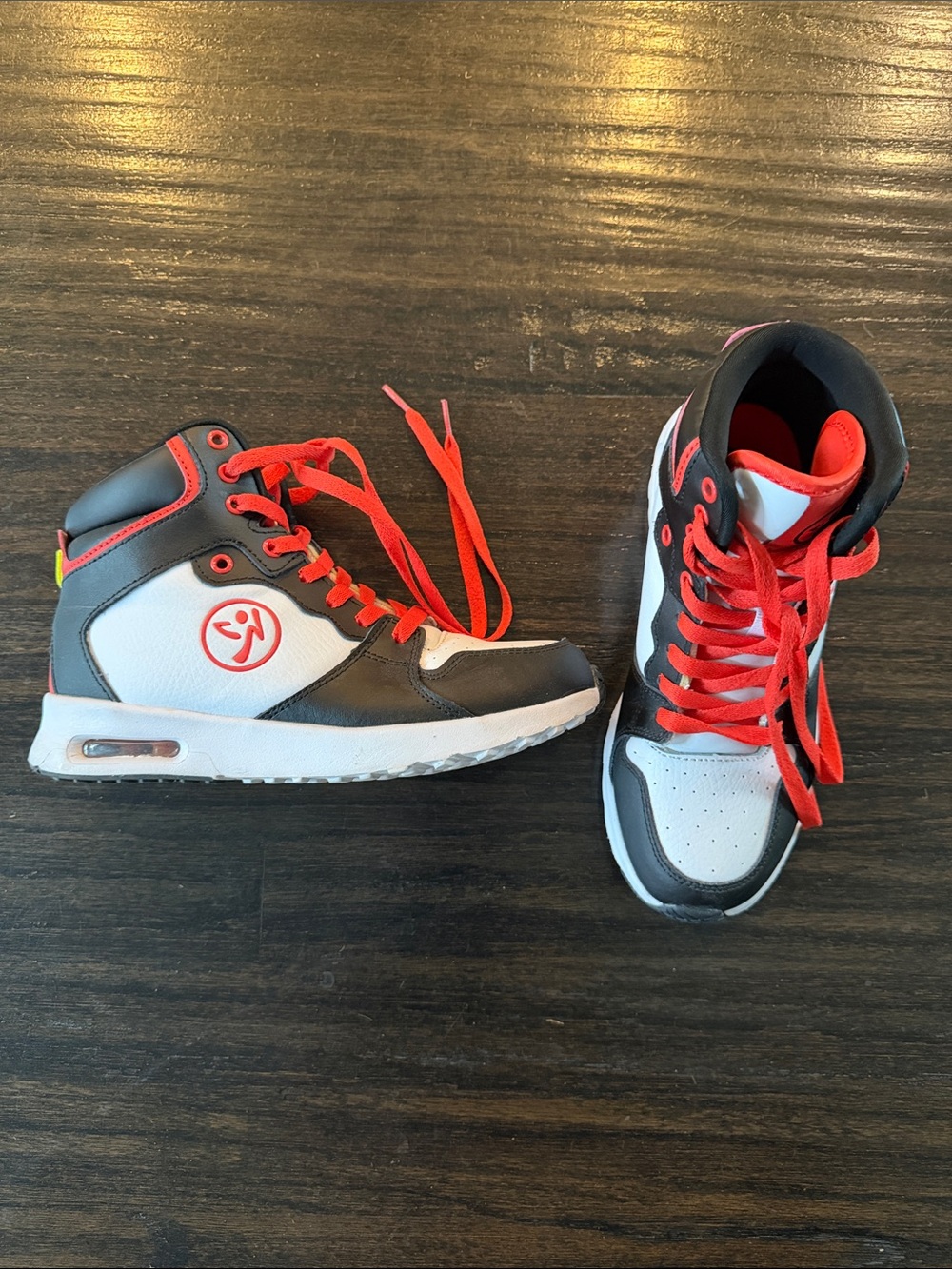 High-Top Sneakers in Black, White & Red - Brand: Zumba